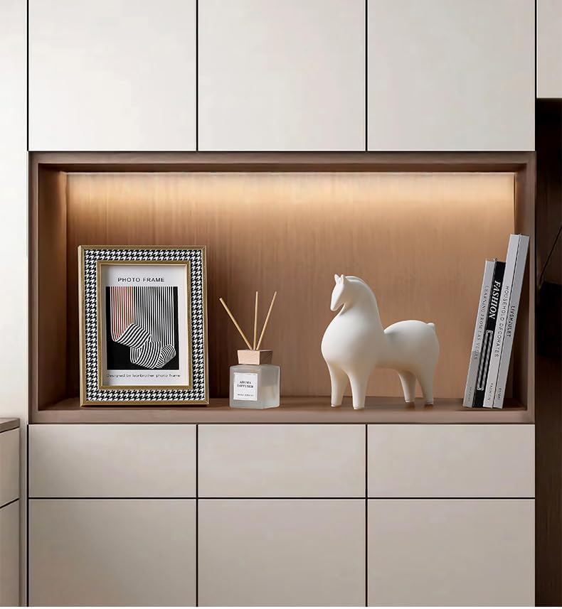 🏡 Modern Ceramic Vase – Stylish Home Decor ✨