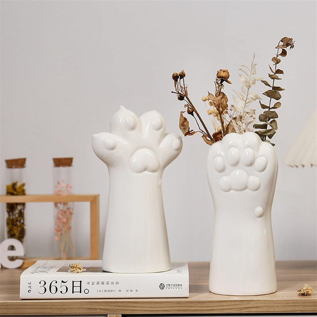 🏡 Modern Hand Gesture Sculpture – Stylish Table Accent 🌿
